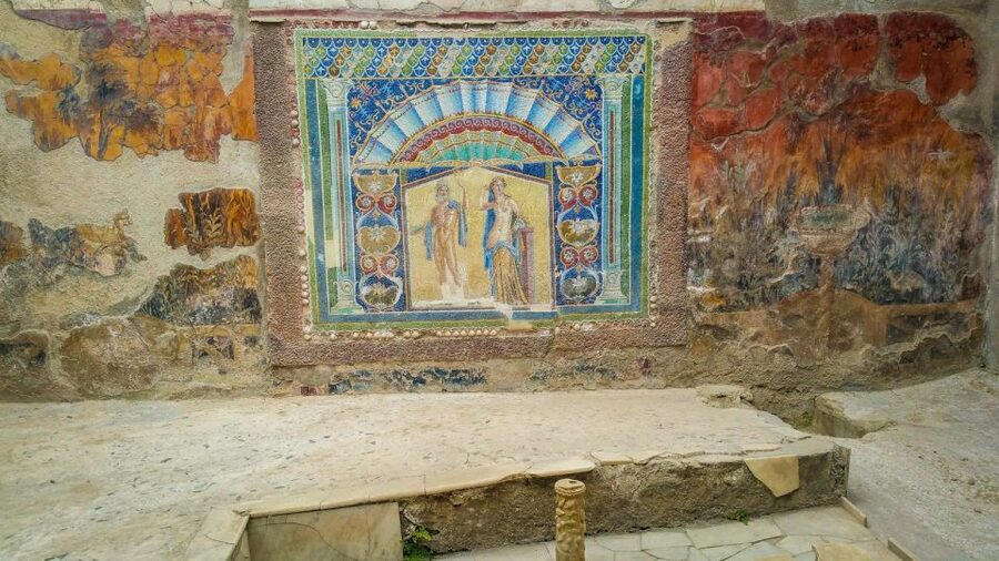 2-Hour Private Tour of the Ruins of Herculaneum - Villa dei Cervi, Luxury Preserved, and a Strong Ending