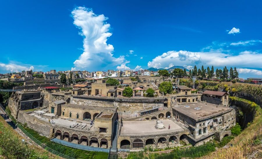 2-Hour Private Tour of the Ruins of Herculaneum - The Marina Area, Skeletons, and the Boat Evidence