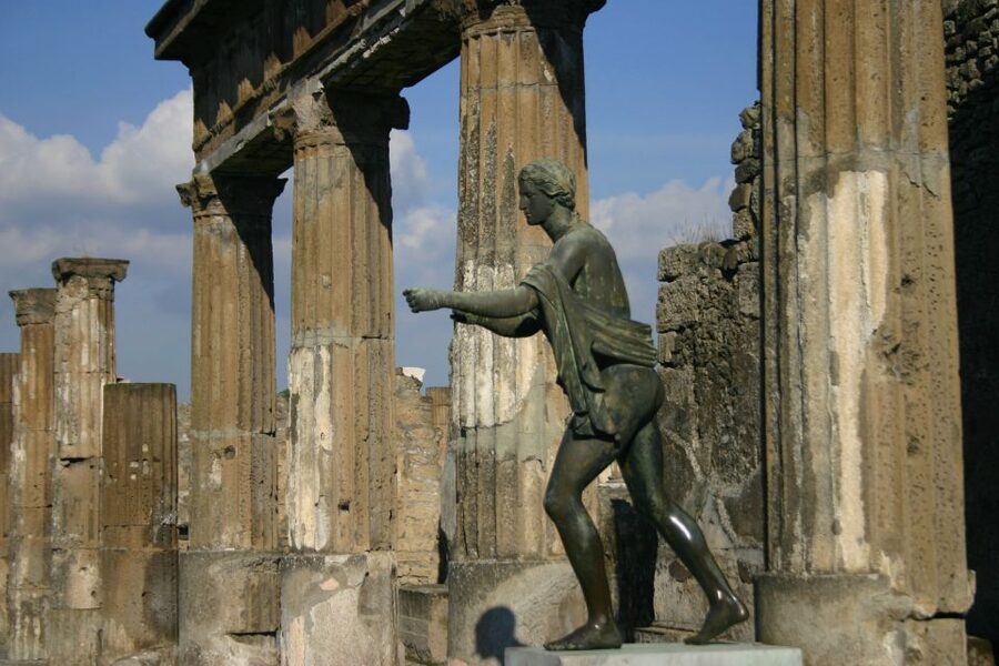 2-Hour Private Walking Tour of Pompeii - Red Light District Frescoes and Picking a Theater