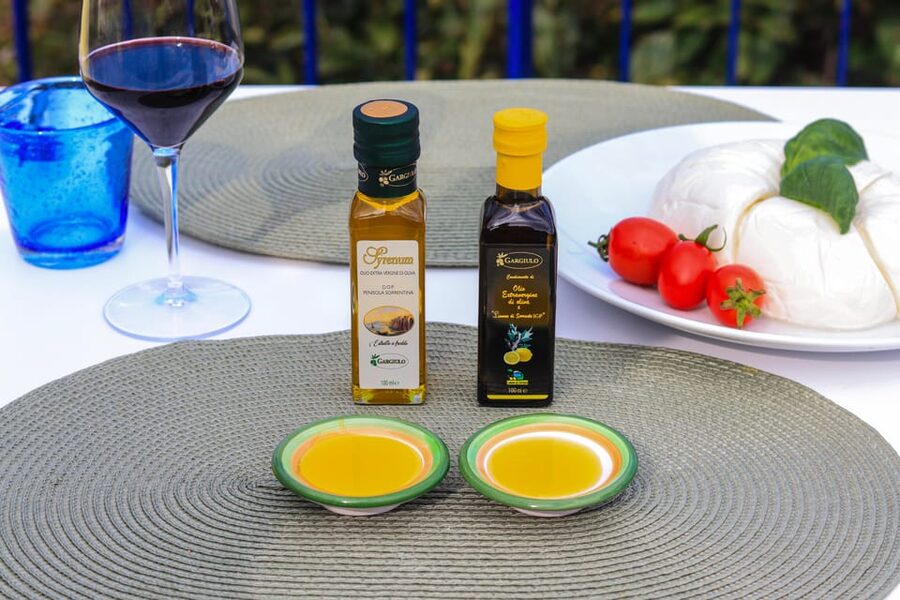 5 Wine Tastings with Typical Products in Sorrento Coast - Limoncello and Sorrento liqueurs: the bright finish