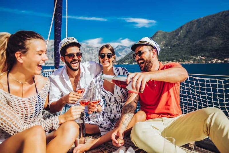Amalfi Coast: Boat and Snorkeling Tour with Fruit & Drinks - The Amalfi stretch: grotto time, arches, and sea-cave scenery