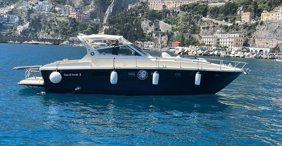 Amalfi Coast: boat tour - Positano Capri views - Morning logistics: getting to your launch point, then starting fast
