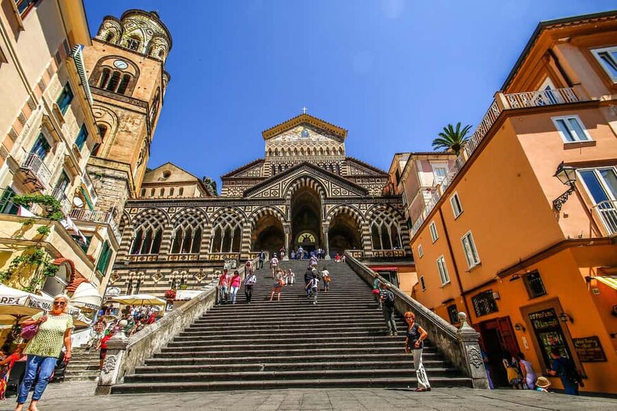 Amalfi Coast Full-Day Tour from Sorrento - Positano Stop: How to Spend Your Time on a Town Built Up the Cliff