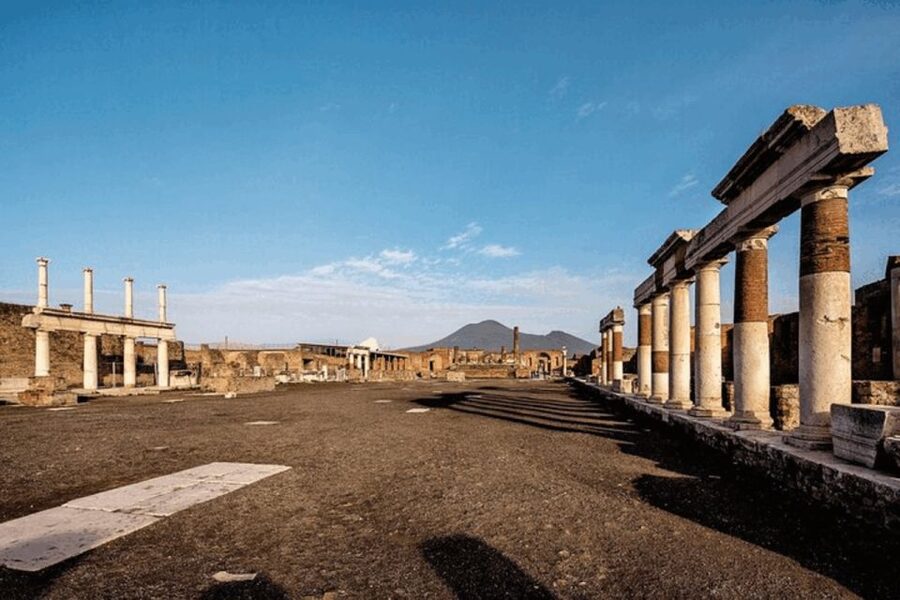 Amalfi Coast: Pompeii Guided Tour with Skip-the-Line Entry - Time to Walk on Your Own After the Guide