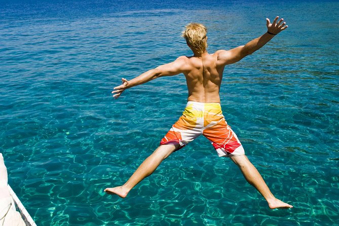 Amalfi Coast & Positano: Boat Tour with Snorkeling & Drinks - Cruising Past Amalfi’s Sea Caves and “Arc of Lovers” Views