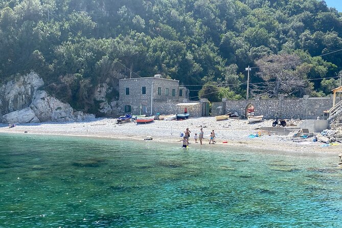 Amalfi Coast Small Group Day Boat Tour with Limoncello Onboard - Lunch, Limoncello, and Snorkeling Equipment You Can Actually Use