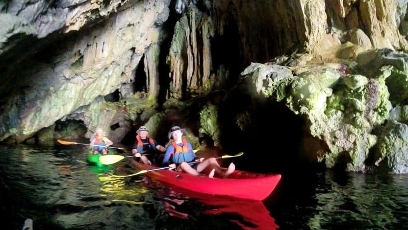 Amalfi: Kayak/Snorkel Tour to Pandora Cave with Lemon Spritz - Kayaking Past Maiori’s Coast to Grotta Pandora
