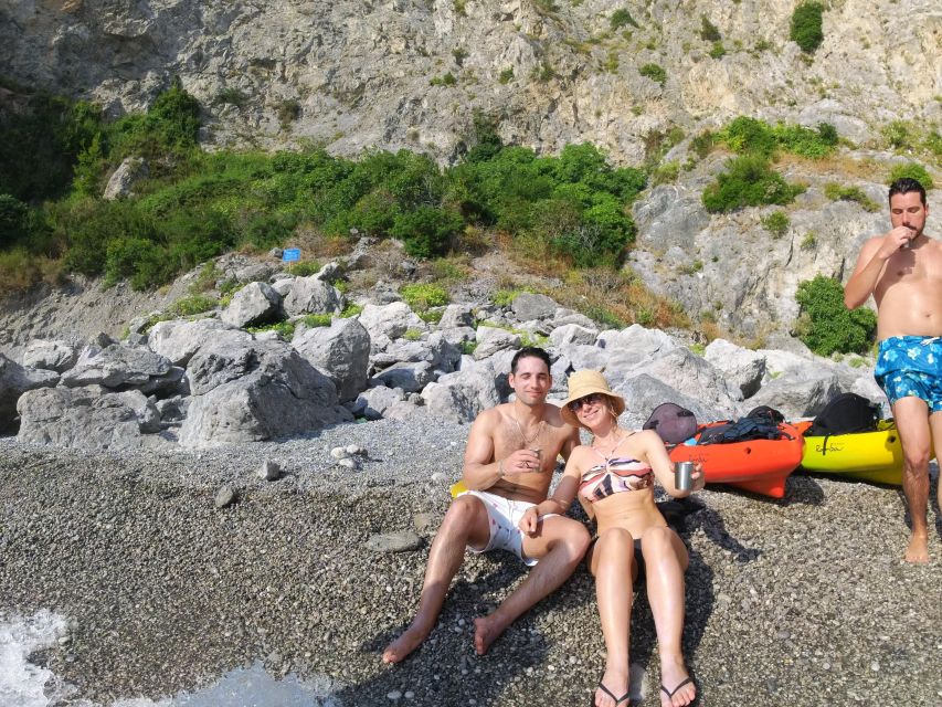 Amalfi: Kayak/Snorkel Tour to Pandora Cave with Lemon Spritz - Dead Horse Beach (Cala Bellavaia, Spiaggia Cavallo Morto) and the Lemon Spritz Break