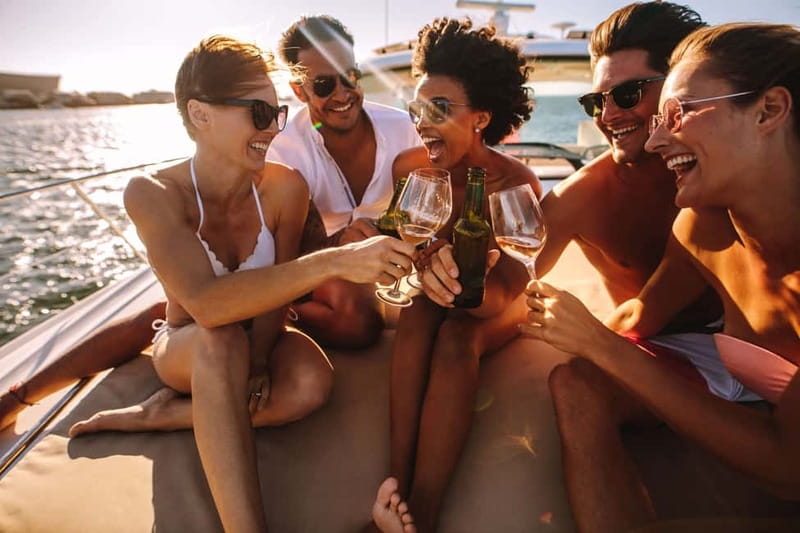 Amalfi: Sunset Boat Tour with Fruit and Drinks - Getting on board at Amalfi’s Darsena Pier (and what to expect in the first 10 minutes)