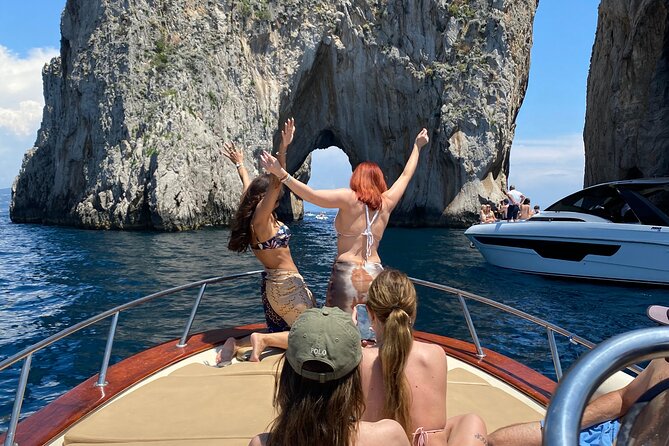 Boat Tour of the Caves on the Island of Capri - Stop 3: Faraglioni, 20 Minutes to Swim, and Picture-Perfect Water
