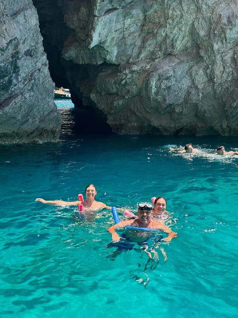 Capri: 2-hour boat tour of the caves and stacks - What the Captain Does for You (and Why It Feels Different on a Private Boat)