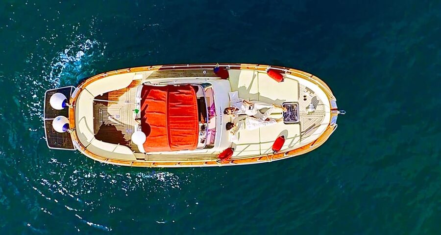 Capri: 2-hour boat tour of the caves and stacks - It’s a Short Tour, So Think Like a Pro About Timing