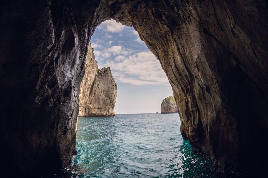 Capri: 2-Hour Boat Tour with Happy Hour - Price and Value for $105: Is It Worth It for Capri?