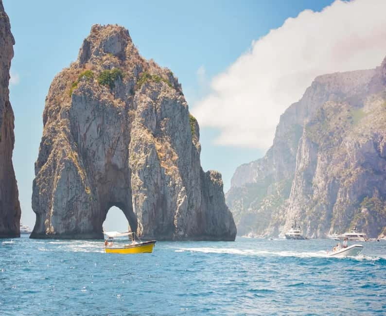 Capri: 2-Hours Boat Tour with Swimming, Limoncello and Snack - Why Capri from the water feels faster than land