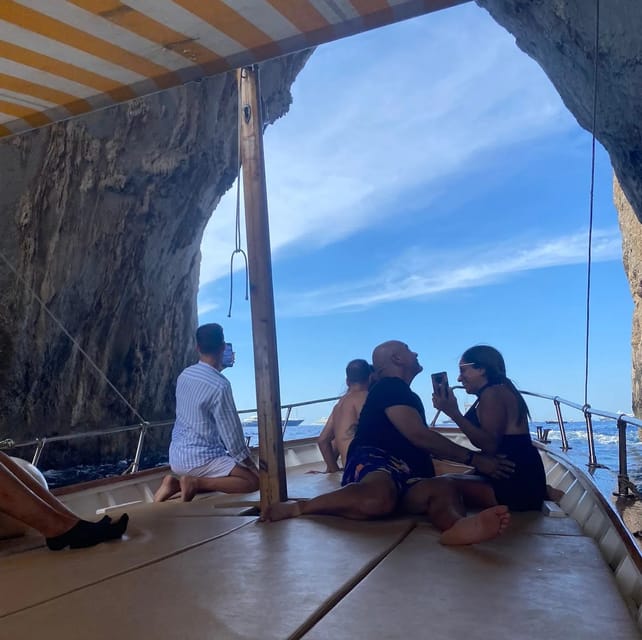 Capri: 2-Hours Boat Tour with Swimming, Limoncello and Snack - What to bring for a smooth, not-annoying swim