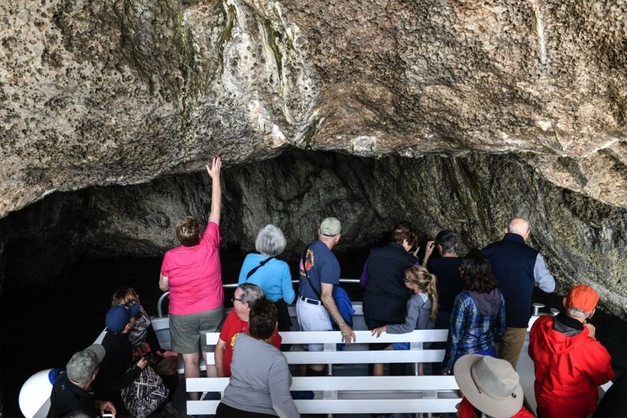 Capri and Anacapri: Sea and City Sightseeing Tour - Capri and Anacapri in One Day, With Vesuvius Views