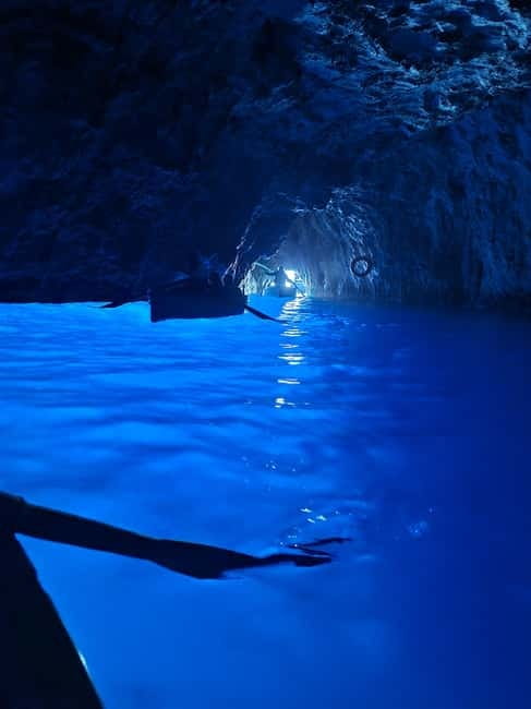 Capri and Blue Grotto Day Tour From Sorrento with 8 People - Price and Value: What You Pay, Plus the Extras at the Dock
