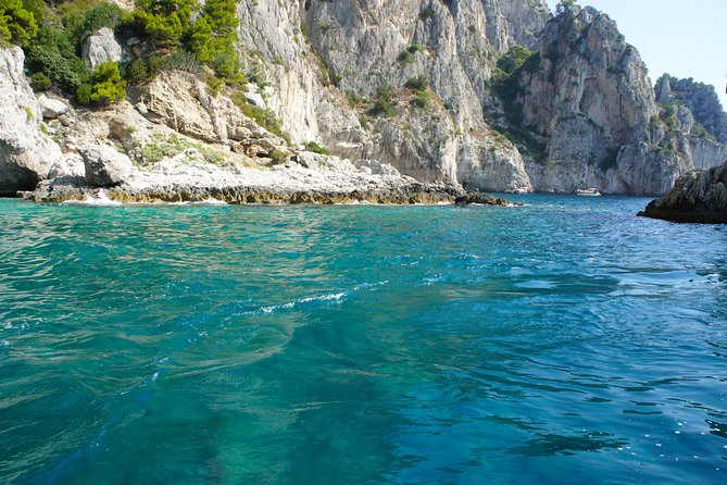 Capri & Blue Grotto Small Group Full-Day Boat Tour from Positano - White Grotta, Natural Arch, Faraglioni, Grotta Verde: quick hits with big views