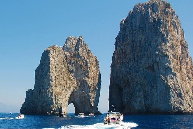 Capri Deluxe/First to Blue Grotto/from Sorrento Positano & Amalfi - Capri by Sea and Land, With a Real Plan (and a Guide Like Patty)