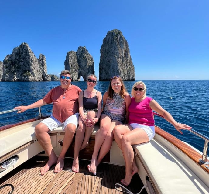 Capri: Exclusive Boat Tour of Hidden Gems with Swimming - Who’s guiding you: bilingual guide plus an experienced skipper