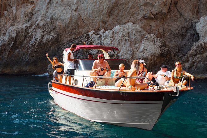 Capri Guided Boat Experience with Island Exploration and Transfer - Marina Piccola beach time, 4 hours to explore at your pace
