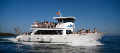 Island Boat Tour with Blue Grotto Stop