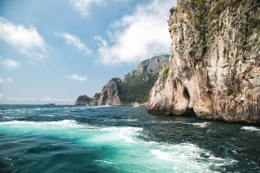 Capri: Island Sightseeing Tour with Blue Grotto Stop - The Tour’s Sea-View Highlights: Faraglioni and the Grottos