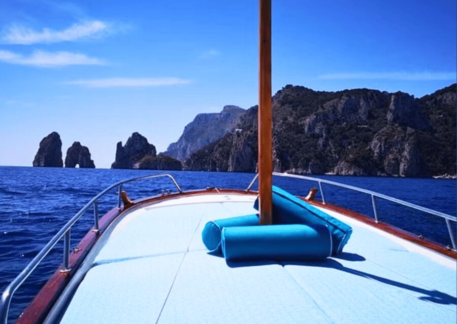 Capri: Private Island Boat Tour with Snorkeling and Swimming - Grottos and color caves: how the Green, White, and Red Stops play out