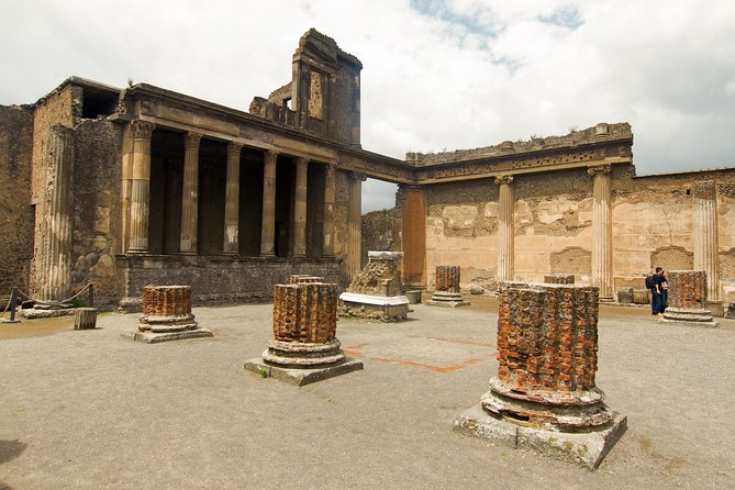 Complete Pompeii Skip the Line Tour with Archaeologist Guide - The Tour Flow: What Happens After You Skip the Lines