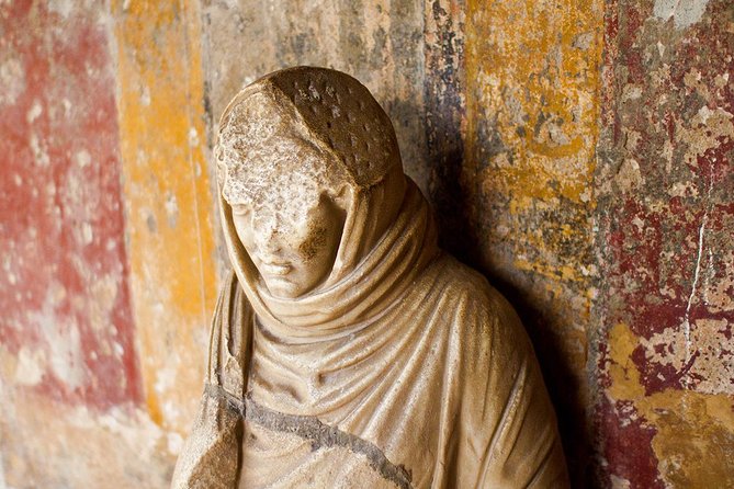 Complete Pompeii Skip the Line Tour with Archaeologist Guide - Stop 1: Pompeii’s Park, the Bakery, and the Big Stories Behind the Stones