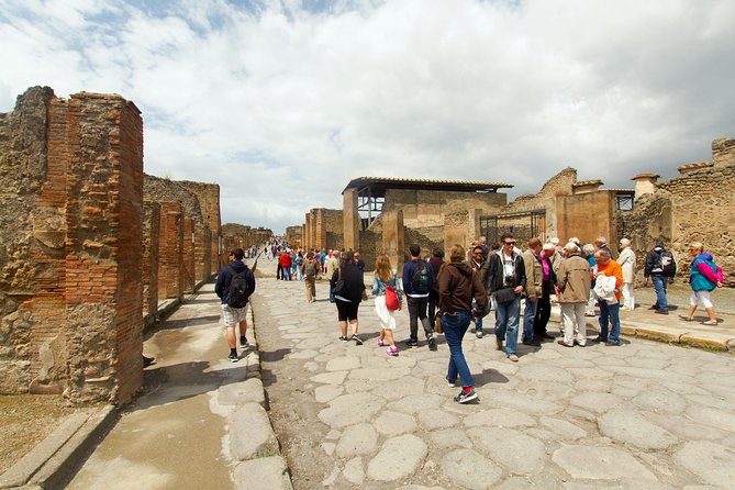 Complete Pompeii Skip the Line Tour with Archaeologist Guide - Roman Baths: Where Social Life and Routine Overlap