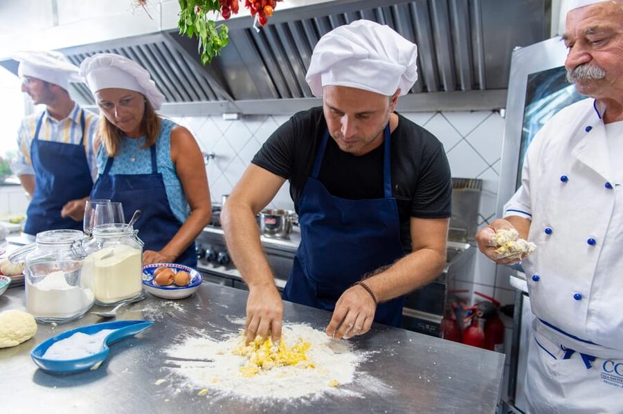 Cooking class: How to make Ravioli, Tagliatelle & Tiramisù! - Italian bruschetta appetizer, the easy skill you’ll actually repeat at home