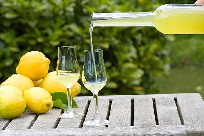 Discover Sorrento with food tasting and walking Tour - Sorrento’s Lemon-Laced History in a 2-Hour Walk