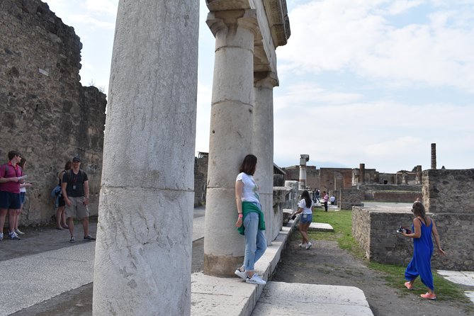 Discover the Ancient Ruins of Pompeii: Day Trip from Rome - Lunch in Pompeii: Included, Convenient, and the Main Place to Be Careful