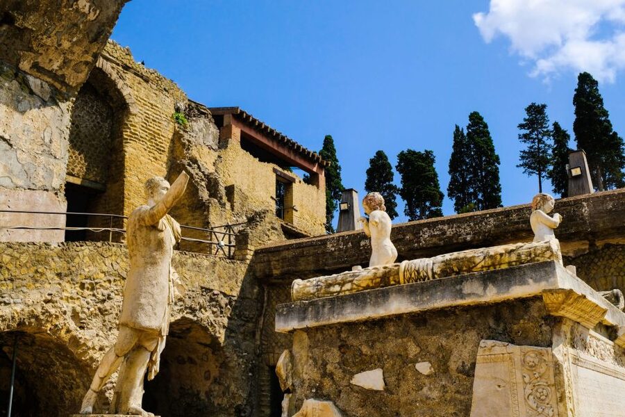 Ercolano: Herculaneum Skip-the-Line Ticket & Audio Guide - Who should book this, and who should skip it