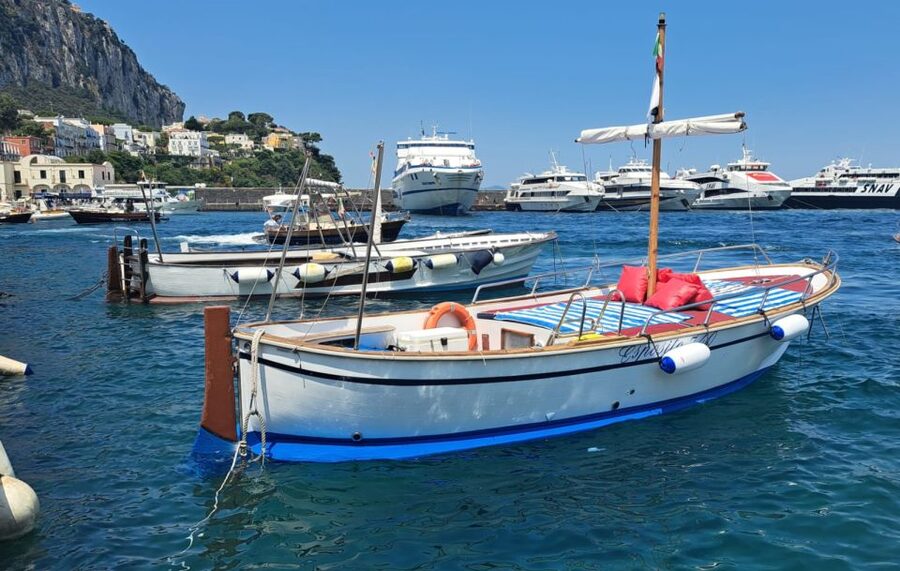 Esperienza Privata a Capri in Barca con Gozzo Classico 3H - Cala di Matermania: the swim and snorkel stop that changes the whole day