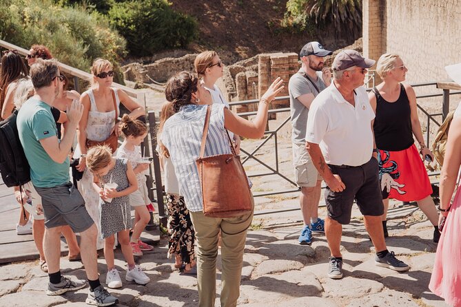 Explore Pompeii with an Archaeologist - Houses of Menander and the Faun, what to look for