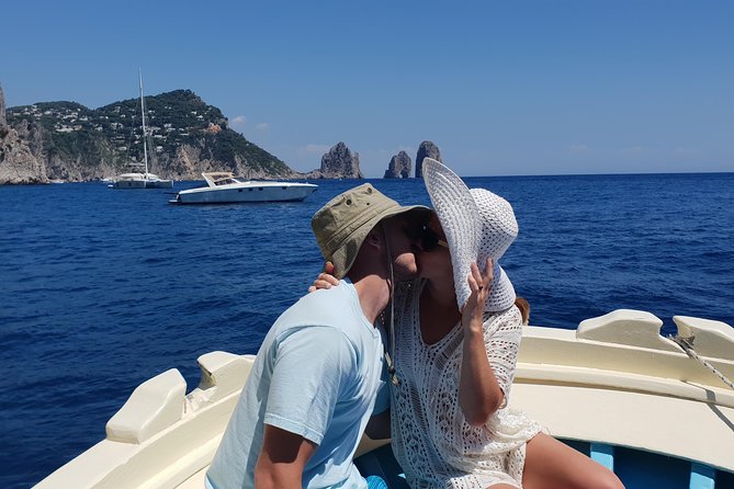 Fishing and Tourism in Capri - Timing and group size: how the day stays manageable