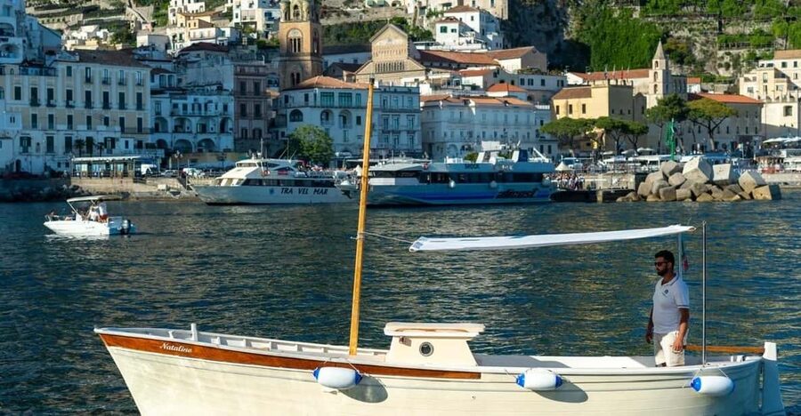 From Amalfi: Amalfi - Positano - Coast boat tour - Conca dei Marini to Positano: Natural Arch, Famous Villas, and Early Drinks
