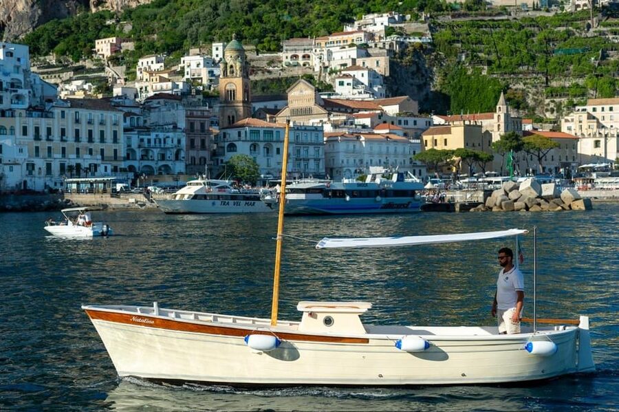 From Amalfi: Amalfi - Positano - Coast boat tour - Li Galli and the Coast Toward Maiori: More Stops, More Shapes to Notice