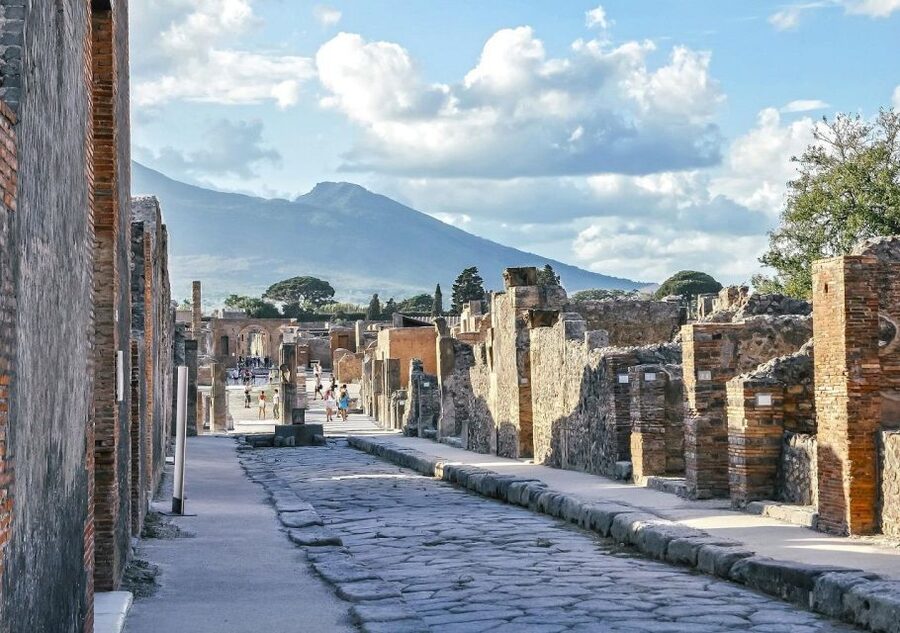 From Amalfi: Pompeii and Mount Vesuvius Private Day Trip - Key Things That Make This Private Day Trip Work