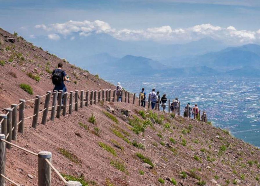 From Amalfi: Pompeii and Mount Vesuvius Private Day Trip - Should You Book This Amalfi Pompeii and Vesuvius Private Trip?