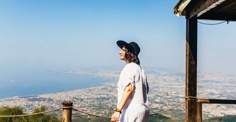 From Naples: All-Inclusive Mount Vesuvius Half-Day Tour - From Naples to Vesuvius fast, without the headache