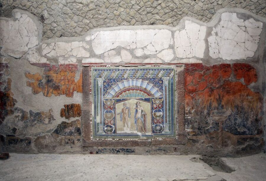 From Naples: Pompeii and Herculaneum VIP Tour with Lunch - Lunch Near Pompeii: Included Fuel, Watch the Timing