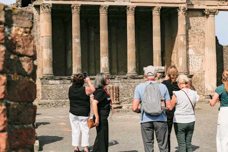 From Naples: Pompeii Skip-the-Line Guided Tour - Baths, Brothel Frescoes, and Street Food Shops