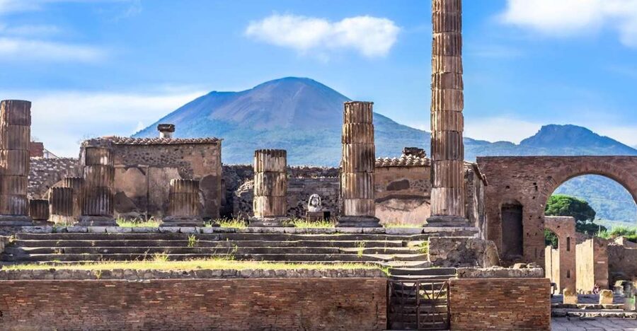From Naples_Pompeii&Vesuvius - Naples Pick-Up at Via Galileo Ferraris, 40, and What to Bring