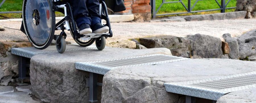 From Naples: Pompeii Wheelchair-accessible with a Guide - Free time inside Pompeii, and how to use it well