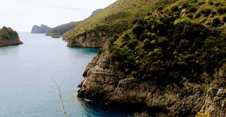From Nerano: Sorrento Coast to Crapolla Fjord Kayak Tour - Paddling the Amalfi coastline: caves, steep cliffs, and why the route matters