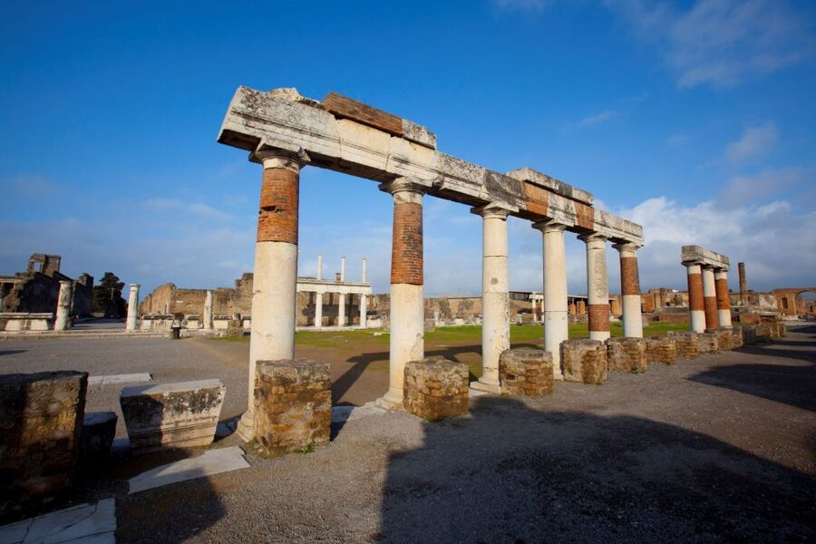 From Positano: Pompeii Ruins Small Group Guided Tour - Why Pompeii Feels Immediate (and Why a Short Guided Visit Works)