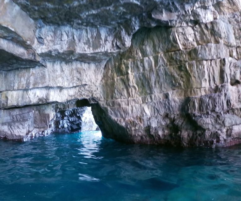 From Positano/Praiano: Amalfi Coast Speedboat Tour - Conca dei Marini: Capo di Conca’s tower viewed properly